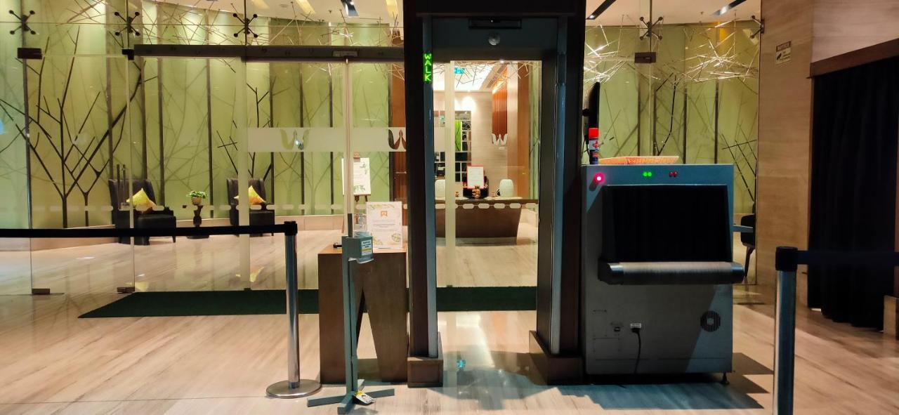 Welcomhotel By Itc Hotels, Richmond Road, Bengaluru Exterior foto Entrance to the lounge